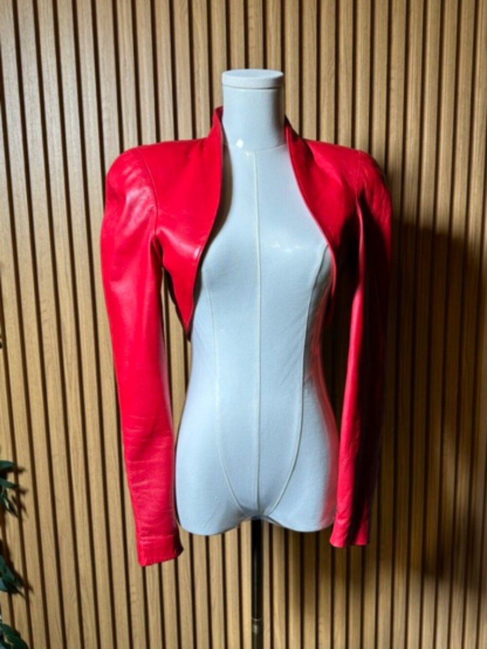 Vintage Michael Hoban North Beach Red Leather Bolero Shrug Jacket Size 7/8
